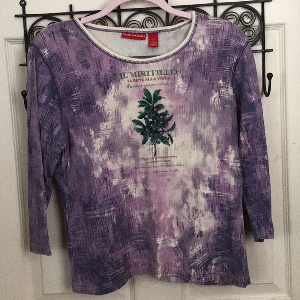 3/4 length sleeve Gloria Vanderbilt top
